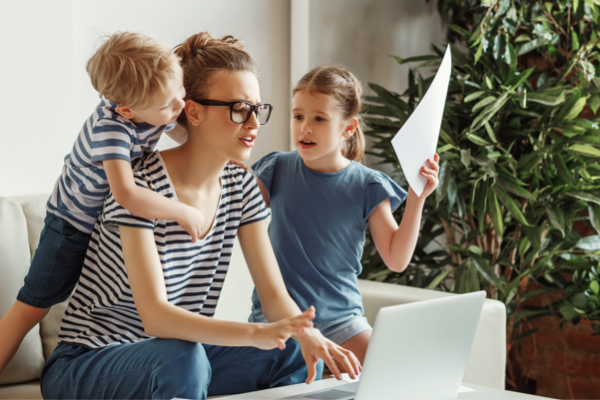 5 TIPS TO HELP SINGLE MOMS AVOID BURNOUT DURING COVID-19